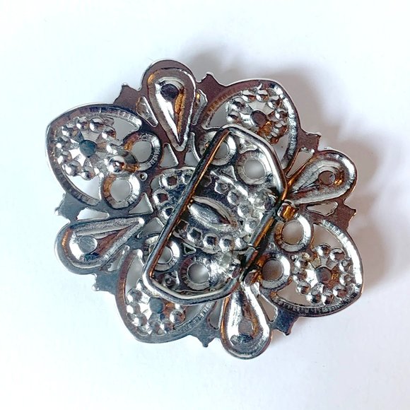 Sparkling Rhinestone & Engraved Belt Buckle with Detailed Scroll Work - Picture 4 of 7